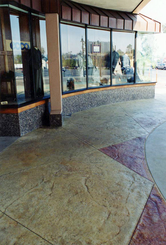 El Paseo Hardscape