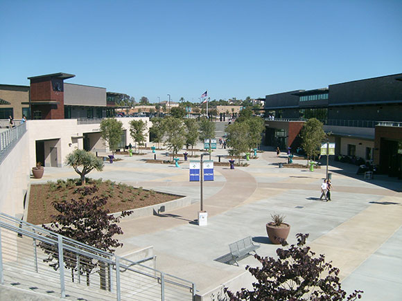 Del Lago Academy